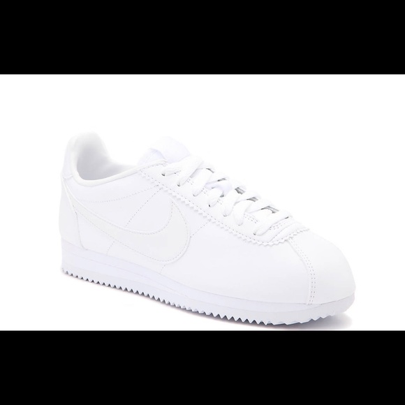 womens nike cortez sneakers